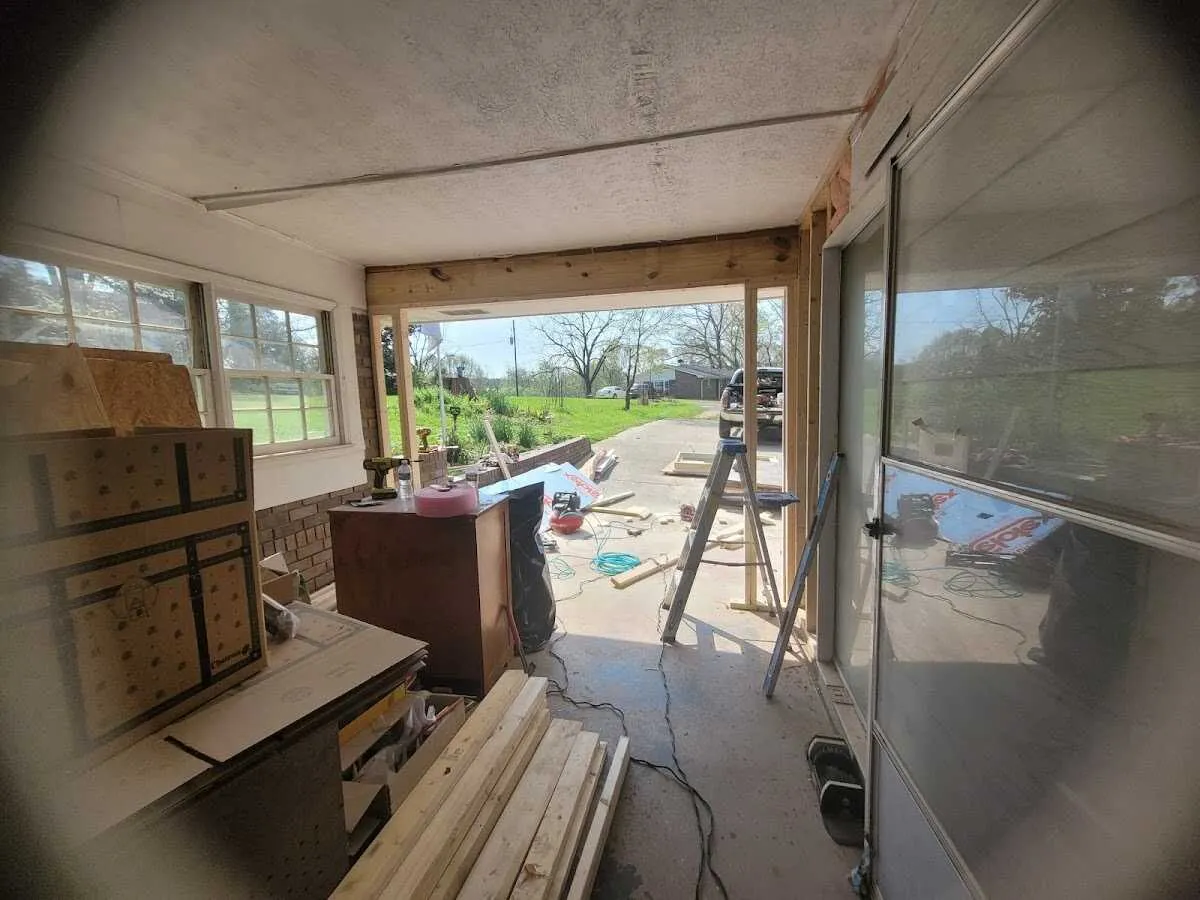 Air movers and dehumidifier for Drying & Dehumidification in Grayling